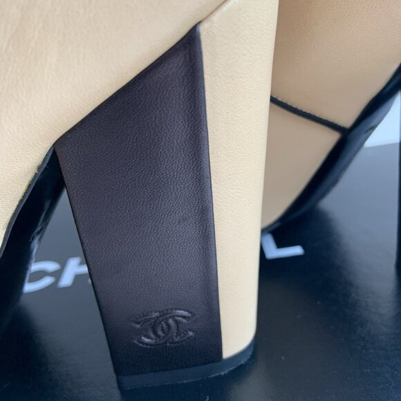 Chanel Colorblock Mary Jane Pumps Tan Black Retro Block Heel - Picture 5 of 12